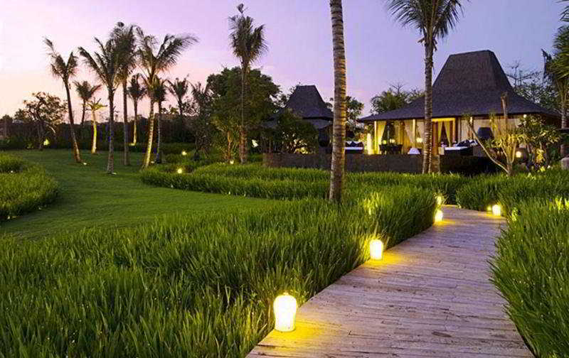Khayangan Estate Hotel Pecatu  Exterior photo